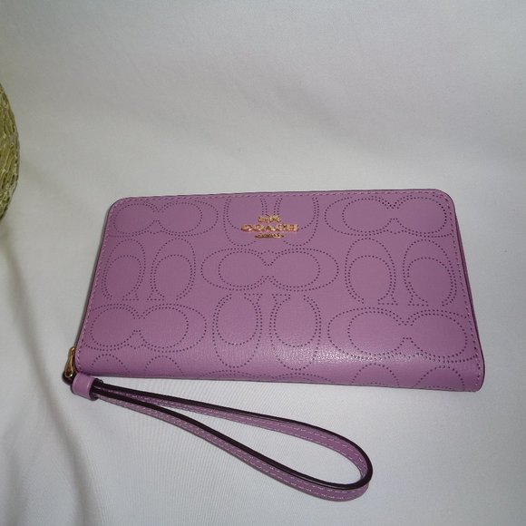 Coach 2876 Perforated Signature Phone Wristlet - Picture 4 of 7